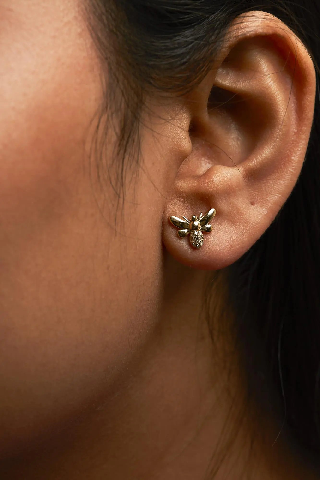 10K Yellow Gold Diamond Accented Bumble Bee Stud Earring (H-I Color, I1-I2 Clarity) WEM Support (www.WEM.support)