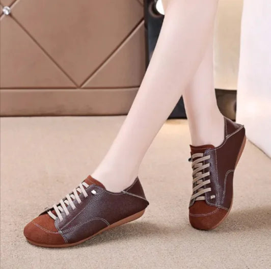 Women's Retro Round Toe Flat Shoes WEM Support (www.WEM.support)
