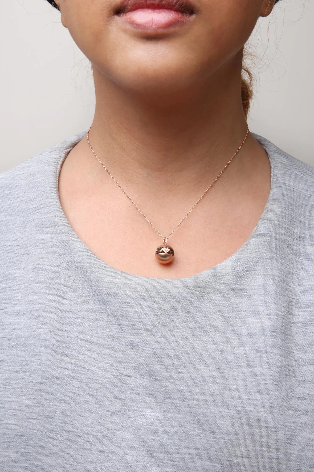 18K Rose Gold 3/8 Cttw Black and White Diamond Ball with Filigree Heart and Cluster Design 18" Pendant Necklace (Black and G-H Color, SI1-SI2 Clarity) WEM Support (www.WEM.support)