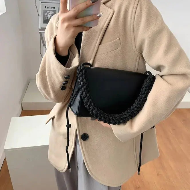 Woven Large Capacity Simple One-Shoulder Diagonal Bag WEM Support (www.WEM.support)