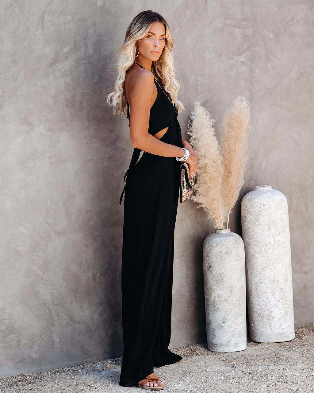 Women's U-Neck Backless Wide-Leg Jumpsuit