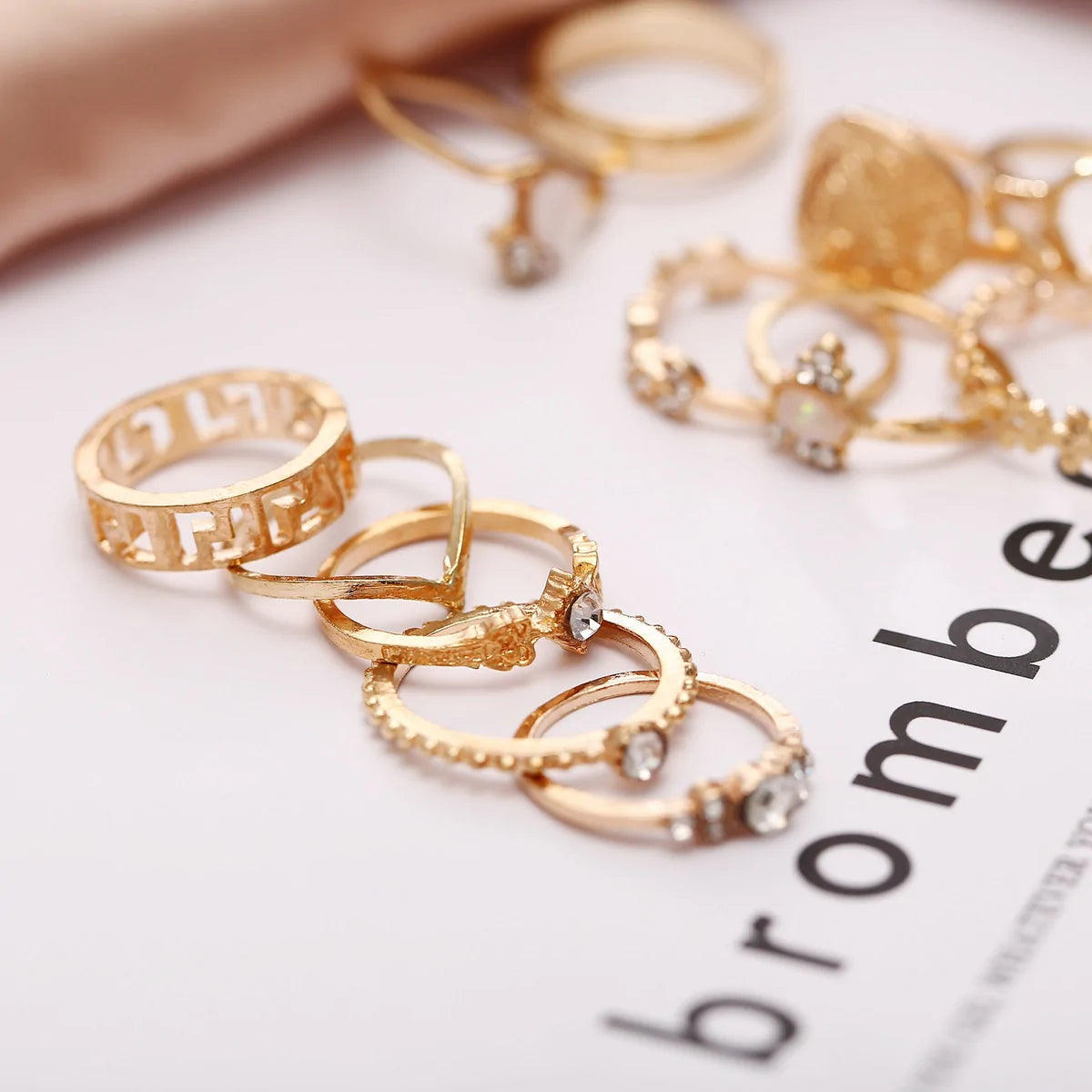 Women's Vintage Ring Set WEM Support (www.WEM.support)