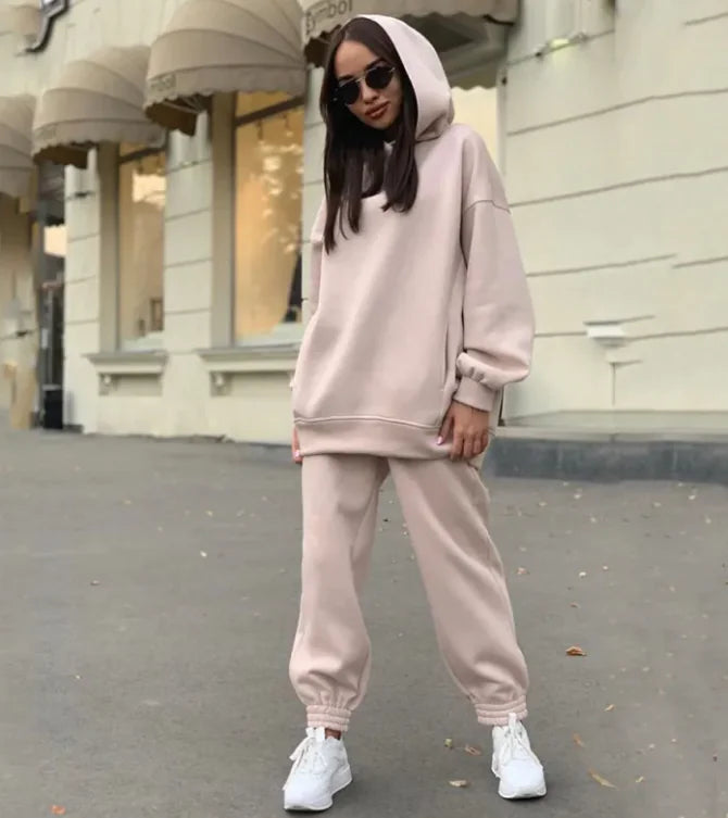 Women's Hooded Sweater And Pants Suit WEM Support (www.WEM.support)