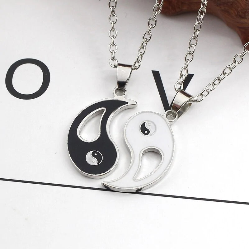 Star Moon Best Friend Pendant Necklace Set WEM Support (www.WEM.support)