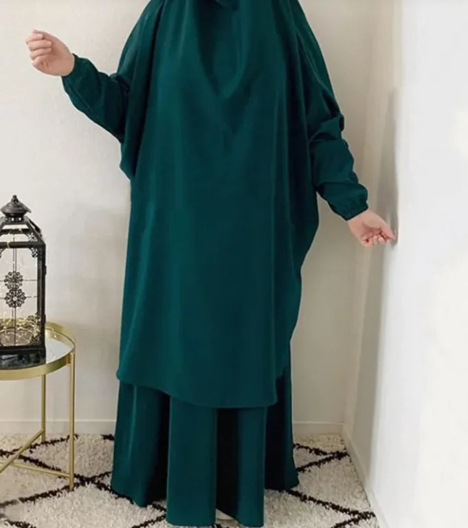 Women's Middle East Dubai Robe Dress Suit WEM Support (www.WEM.support)