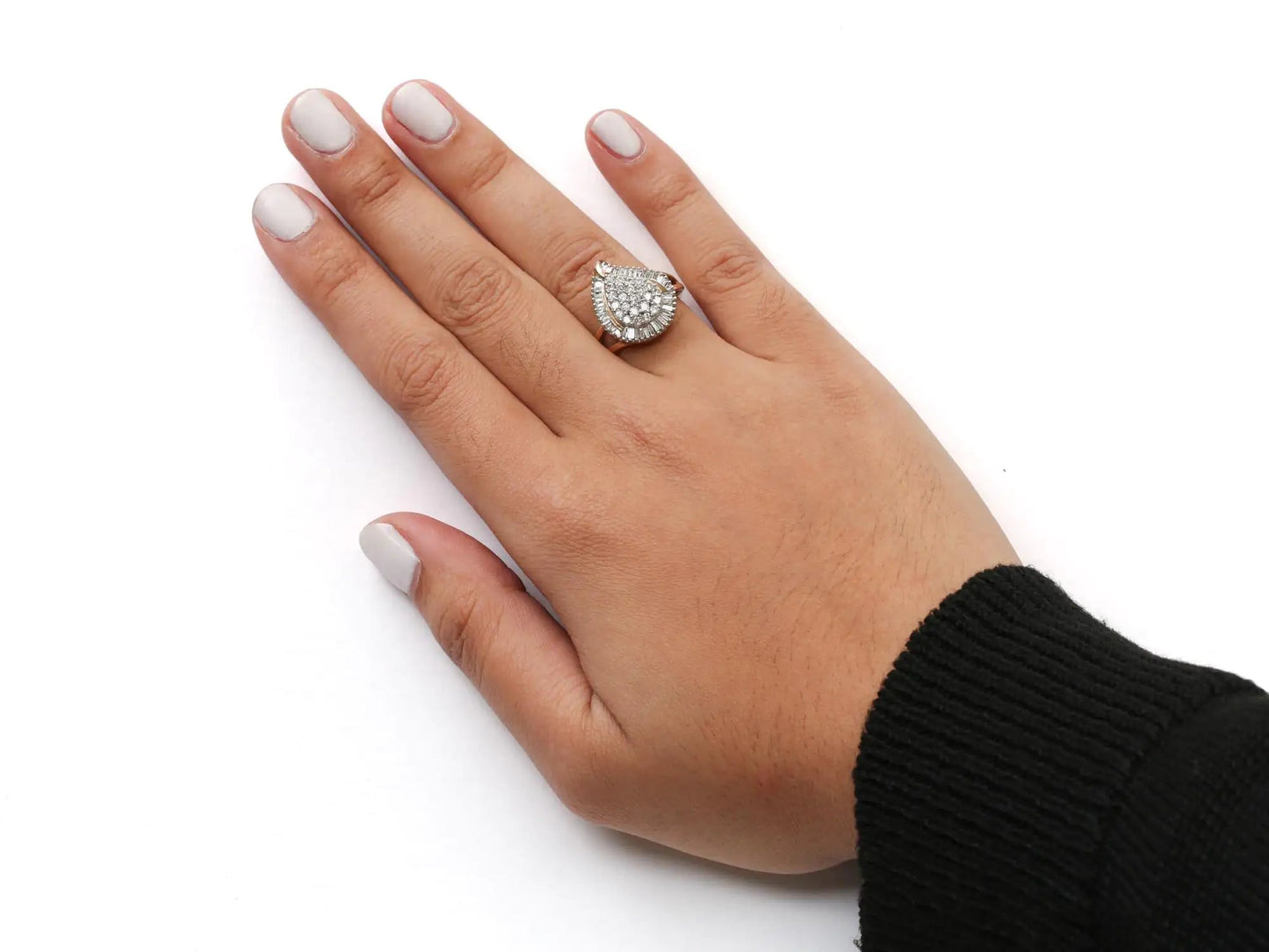 10K Yellow Gold 1 Cttw Round and Baguette Cut Diamond Ballerina Cluster Ring (H-I Color, SI2-I1 Clarity) WEM Support (www.WEM.support)