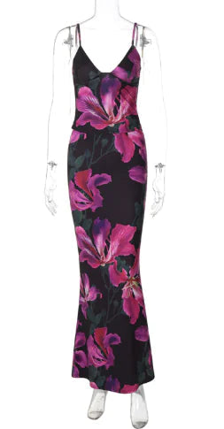 Traje Floral con Falda y Crop Top HejK.com Marketplace LLC