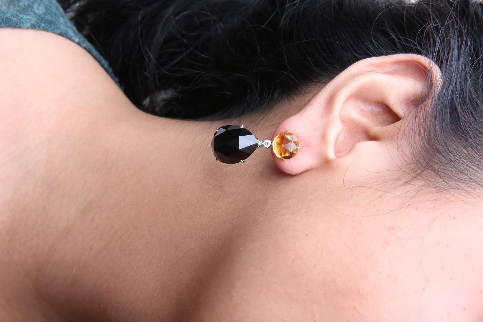 18K White and Yellow Gold 1/5 Cttw Diamond with Round Yellow Citrine and 20x15mm Pear Cut Black Onyx Gemstone Dangle Earring (G-H Color, SI1-SI2 Clarity) WEM Support (www.WEM.support)