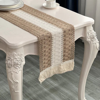 Caminho de Mesa ao Estilo Americano