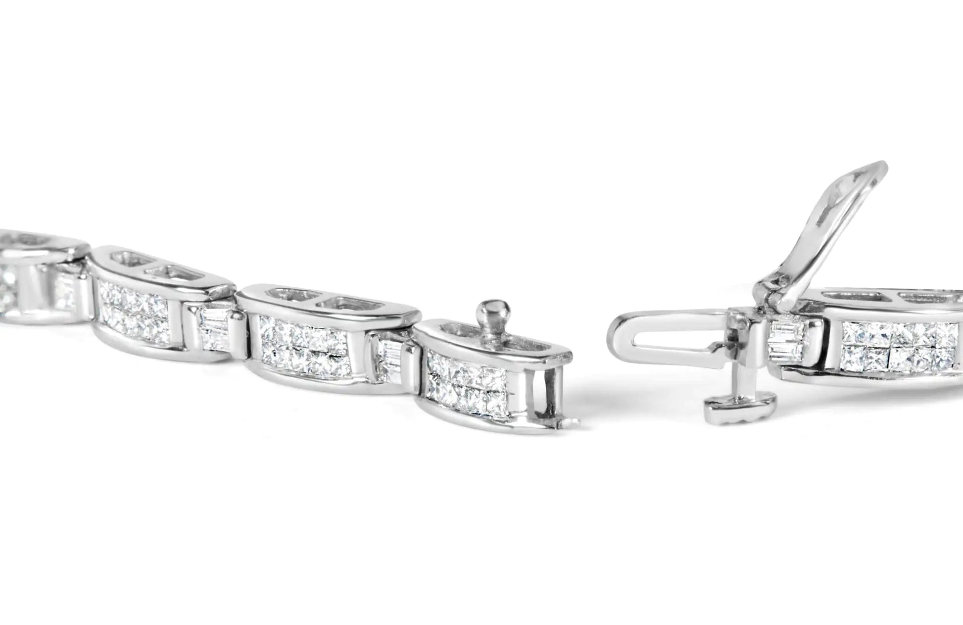 14K White Gold 2.0 Cttw Baguette and Princess-Cut Diamond Tennis Bracelet (H-I Color, SI1-SI2 Clarity) - 7" WEM Support (www.WEM.support)