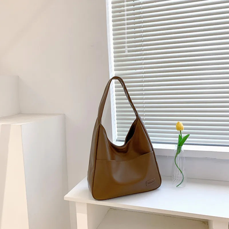 Women's Large Retro Shoulder Bag HejK.com