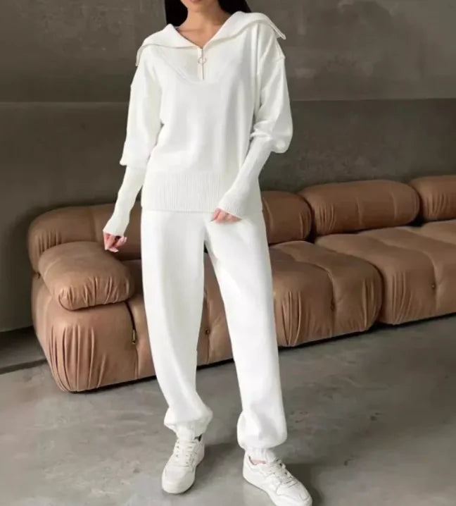Women’s Sporty Zipper Suit WEM Support (www.WEM.support)